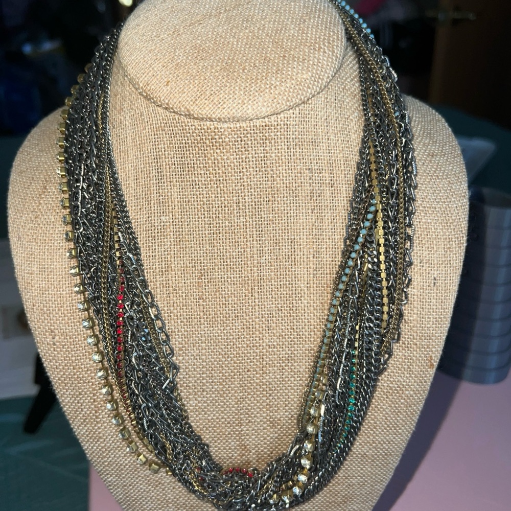 Elegant Multi-Chain Necklace in Gold and Silver